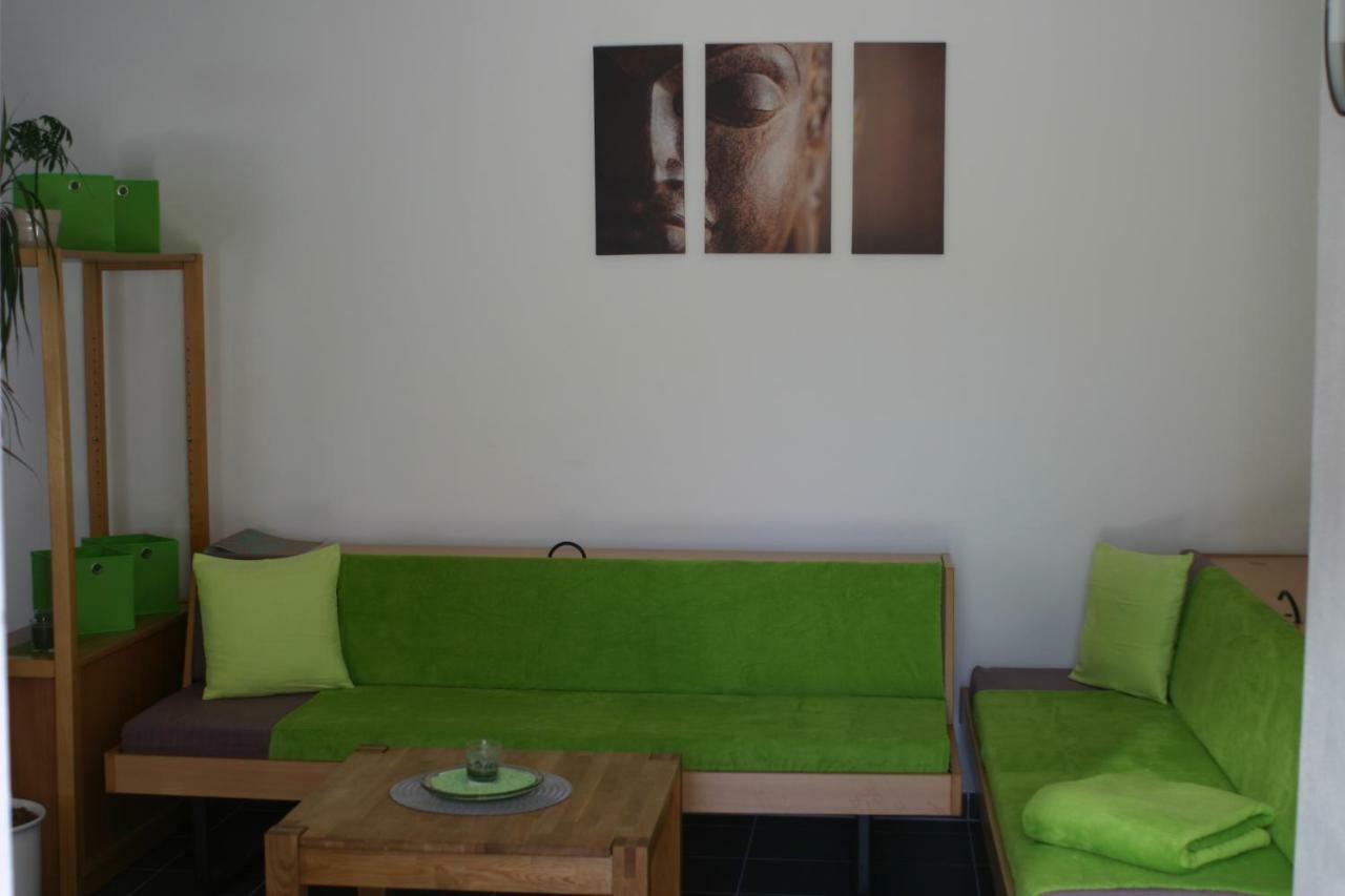 Ferienwohnung Mit Herz Fuer Tiere Kaufbeuren Exterior photo